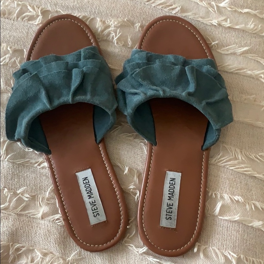Steve Madden slides